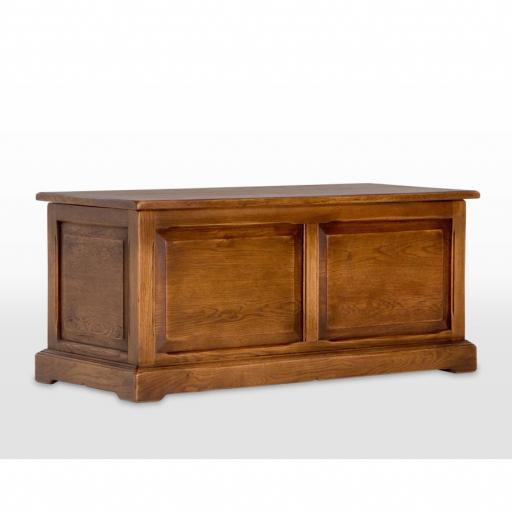 3172 Rug Chest - Old Charm Furniture - Wood Bros