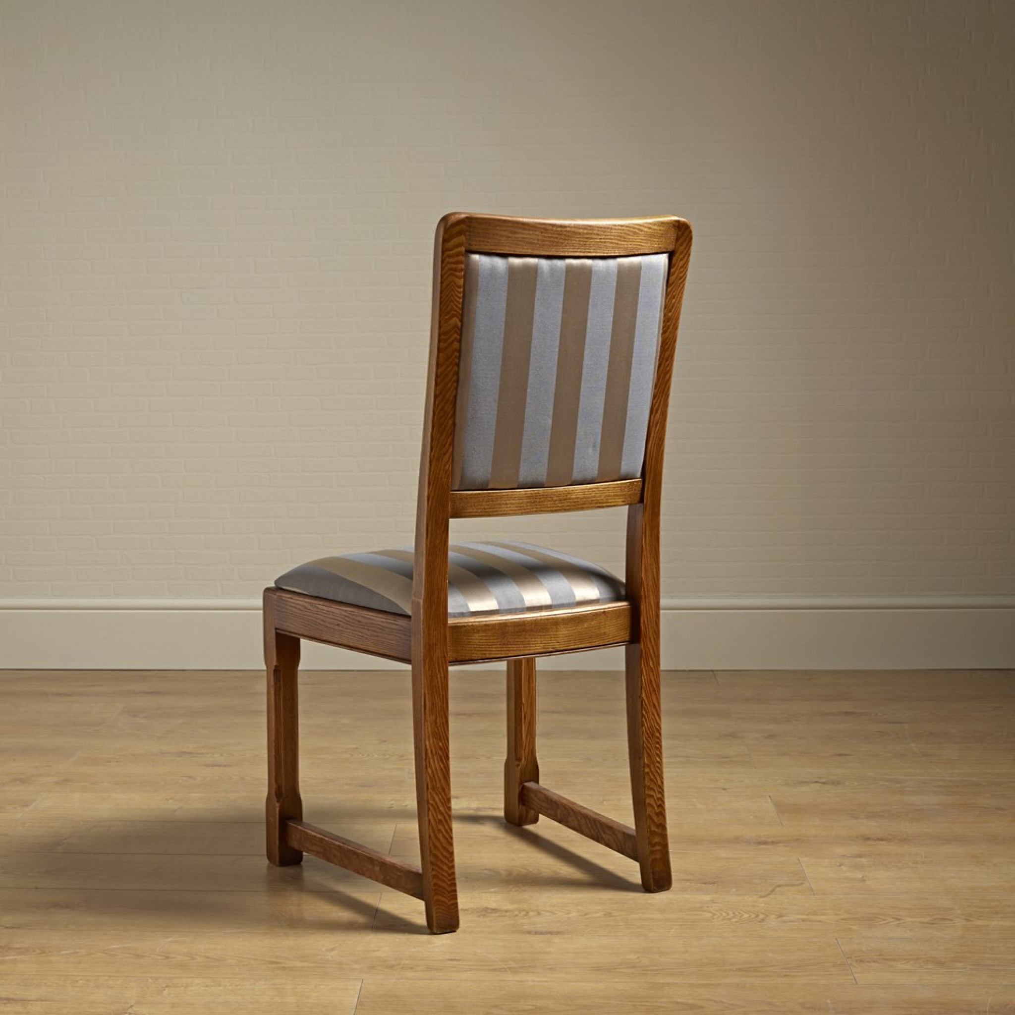 Oc2980 Dining Chair Old Charm Furniture Wood Bros