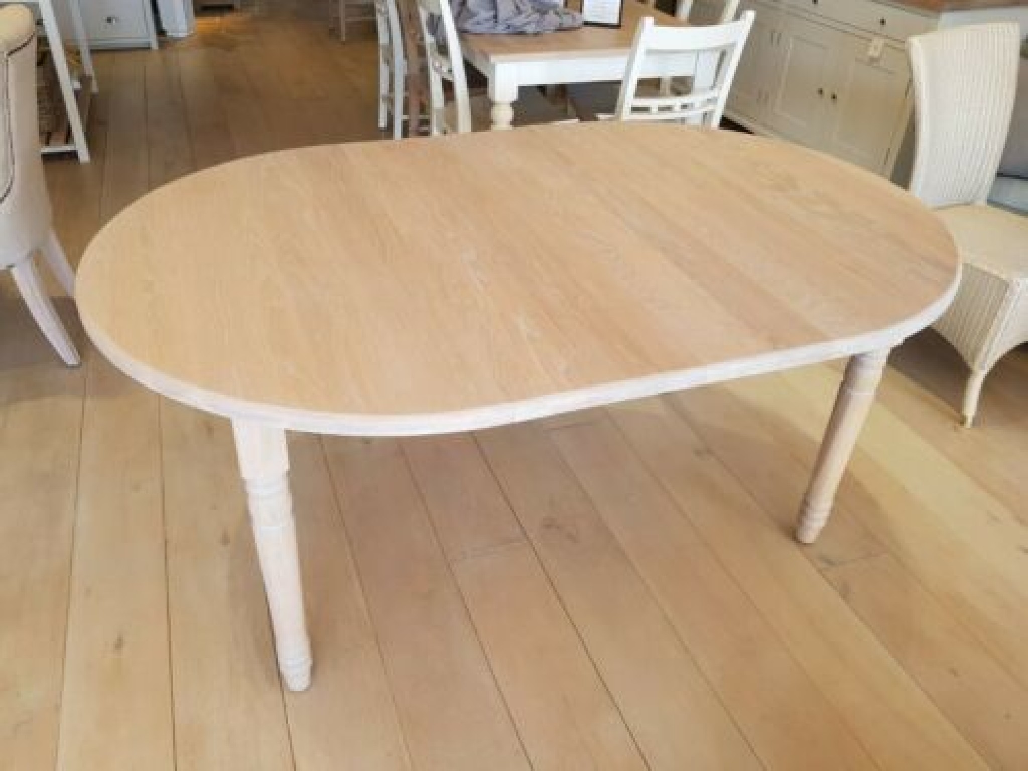 Sheldrake 46 Seater extending dining table Neptune