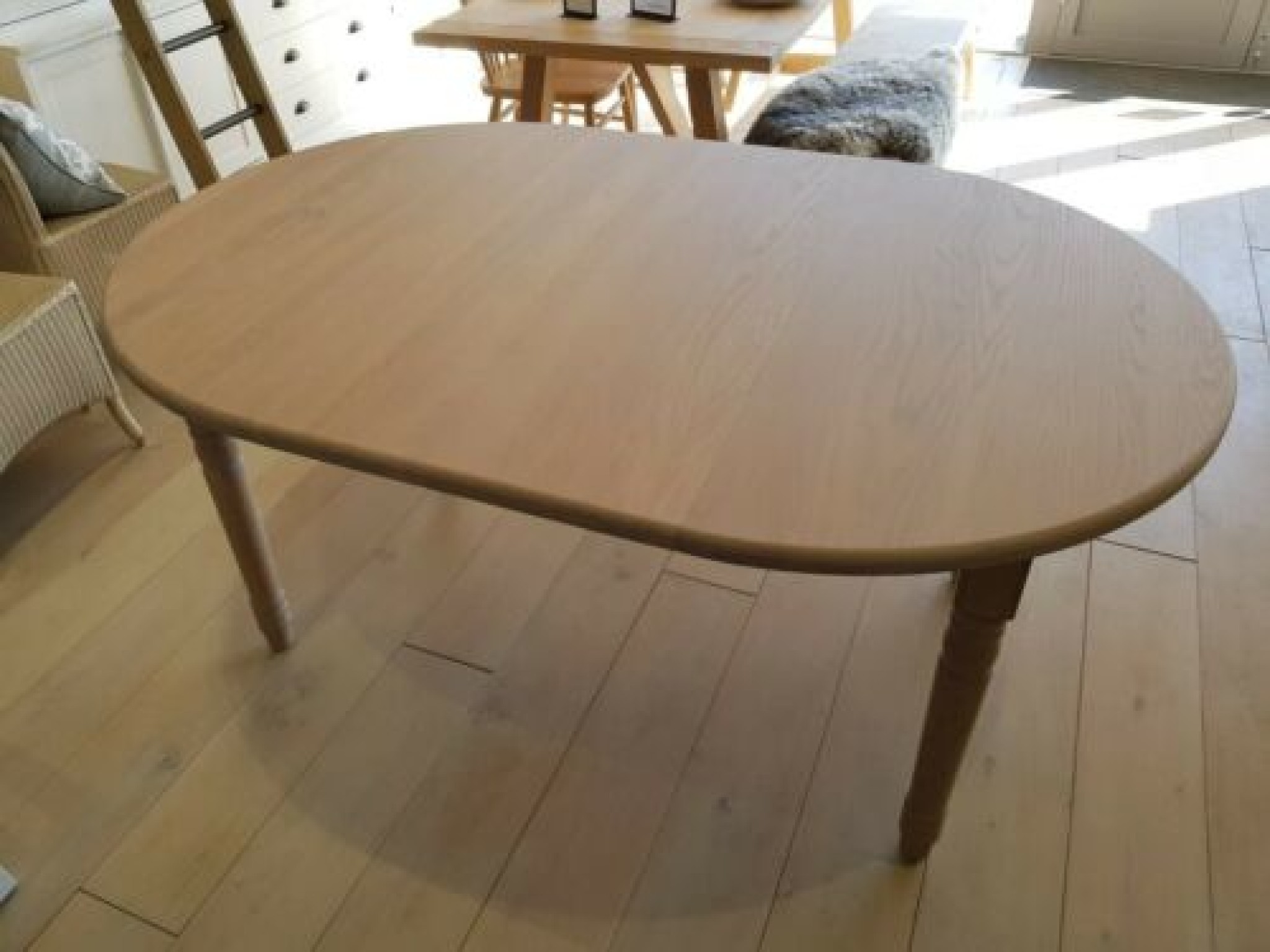 Sheldrake 46 Seater extending dining table Neptune